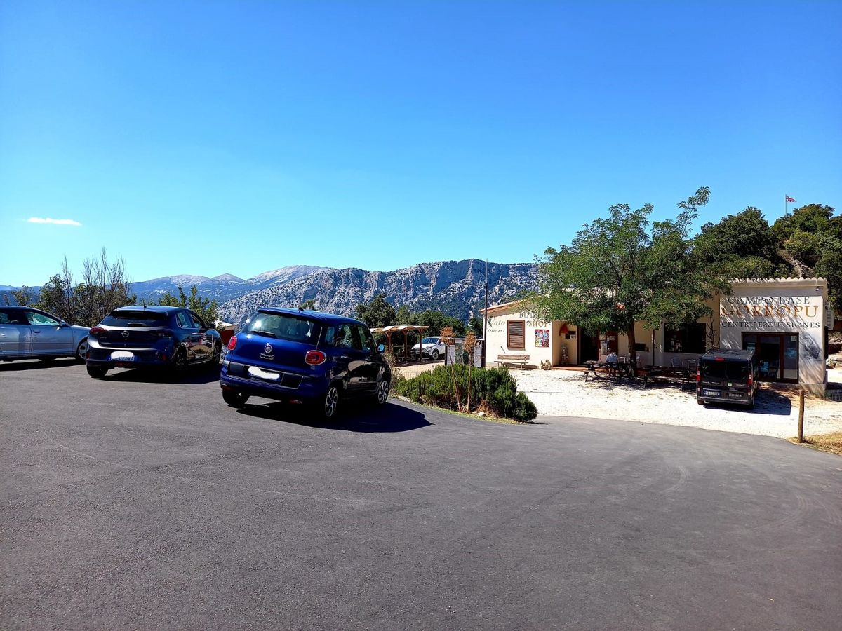 Autovermietung und Rollerverleih Sardinien